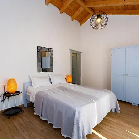4 Bedroom Cozy In Krusevo (Zadar)