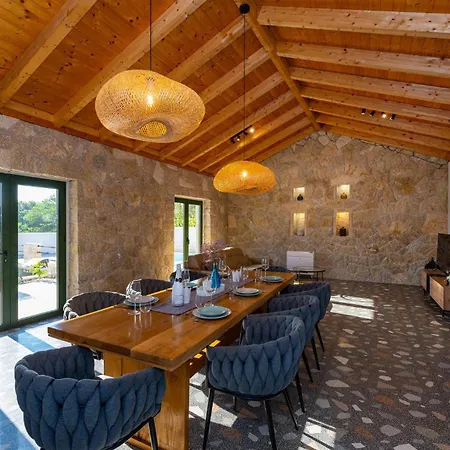4 Bedroom Cozy In * Krusevo (Zadar)