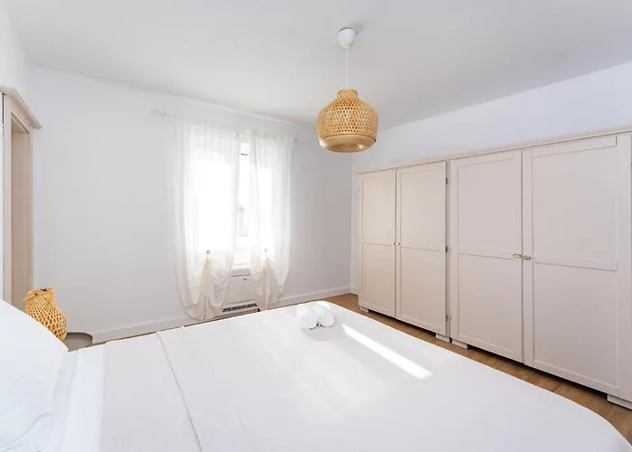 4 Bedroom Cozy In * Kruševo