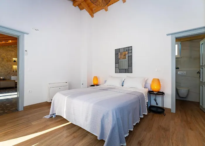 4 Bedroom Cozy In * Kruševo
