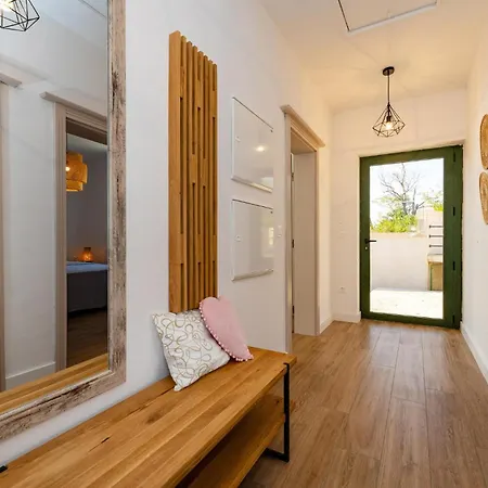 4 Bedroom Cozy In Casa de Férias