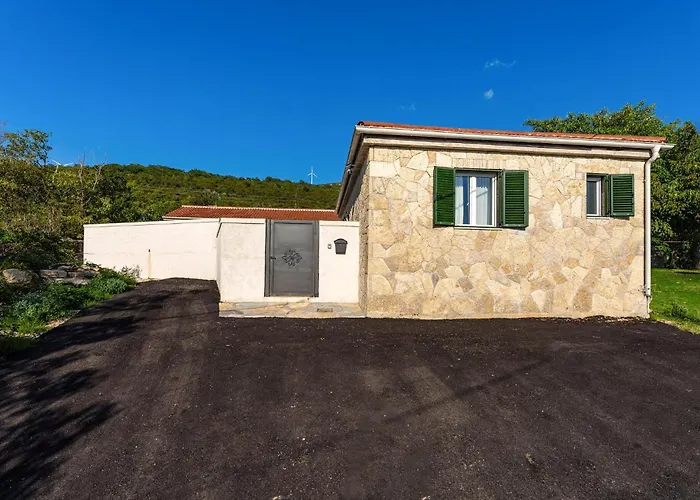 4 Bedroom Cozy In * Krusevo (Zadar)